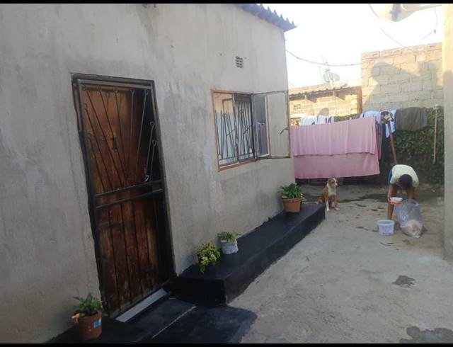 9 BEDROOM HOUSE FOR SALE IN KAALFONTEIN